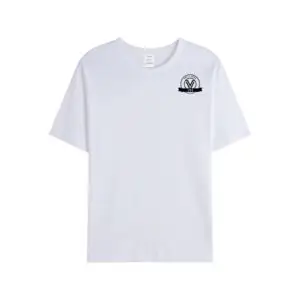 Remera blanca con logo